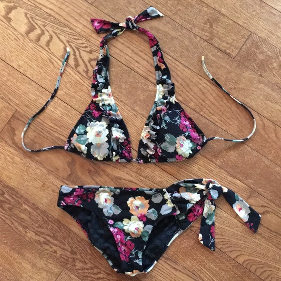 Red Carter black floral ruffle bikini sz S